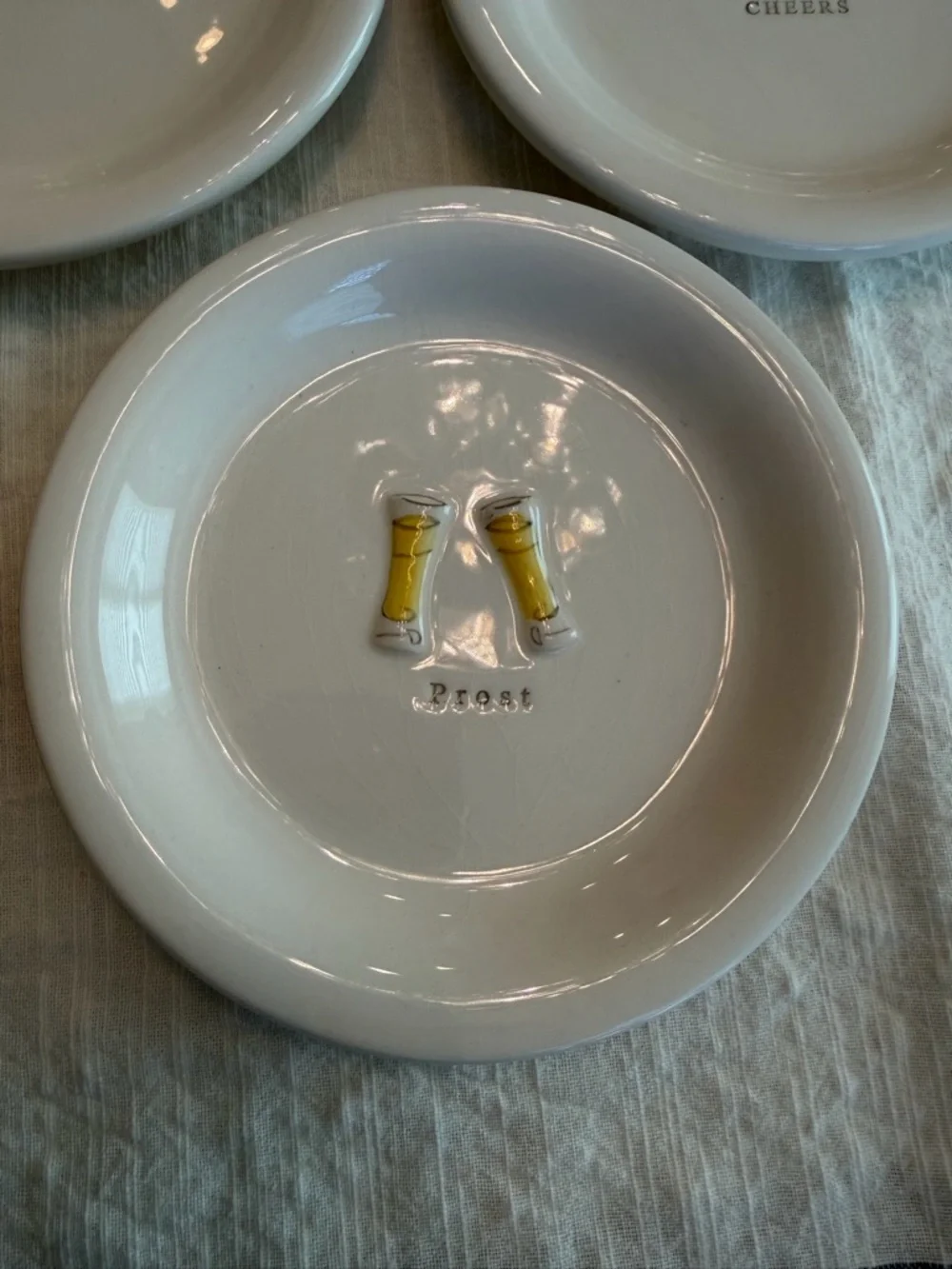 Williams Sonoma Cheers 6 White Ceramic cheers desert 6” plates